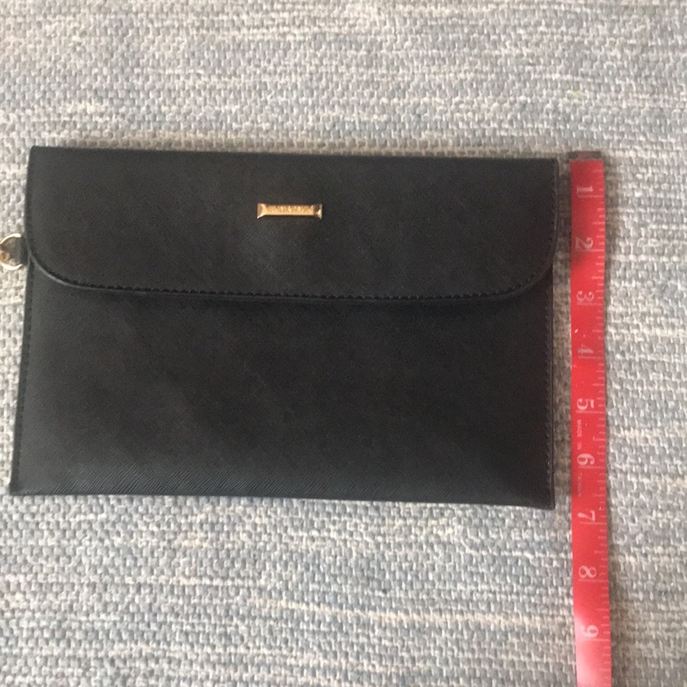 Elim & Paul Clutch In Black View 6